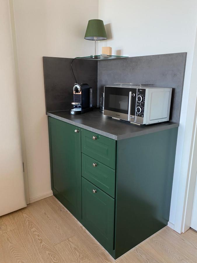 Alpen-Panorama Suite - Einzigartige Privatsuite Hoch Ueber Muenchen, 12Tes Og, Alpenblick, Loggia, Whirlpool, 15 Minuten Zum Zentrum, Ruhe Und Erholung In Der Stadt Muenchen Fuer Privat Und Geschaeftlich Reisende 外观 照片