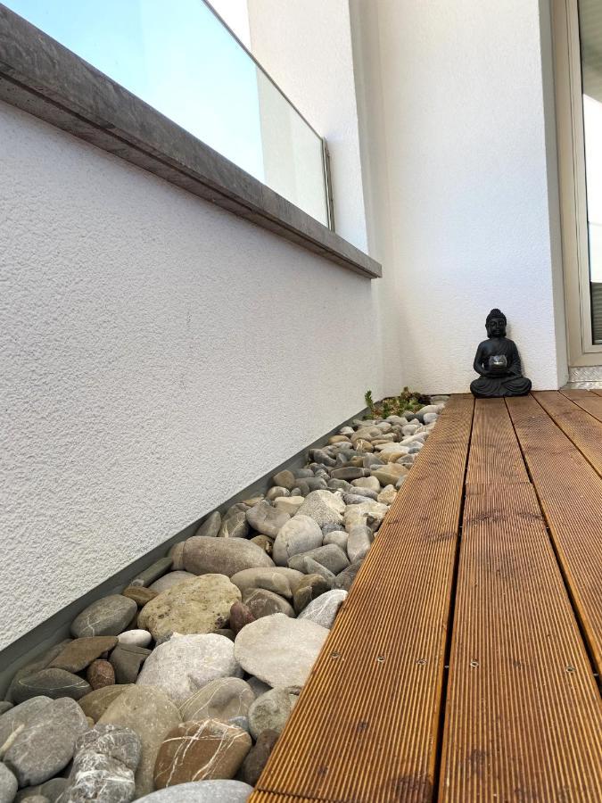 Alpen-Panorama Suite - Einzigartige Privatsuite Hoch Ueber Muenchen, 12Tes Og, Alpenblick, Loggia, Whirlpool, 15 Minuten Zum Zentrum, Ruhe Und Erholung In Der Stadt Muenchen Fuer Privat Und Geschaeftlich Reisende 外观 照片