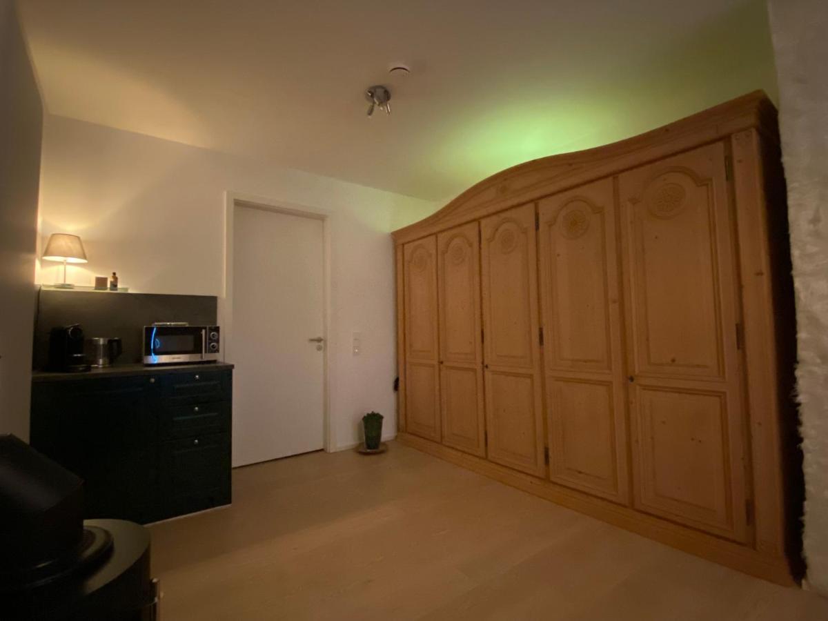 Alpen-Panorama Suite - Einzigartige Privatsuite Hoch Ueber Muenchen, 12Tes Og, Alpenblick, Loggia, Whirlpool, 15 Minuten Zum Zentrum, Ruhe Und Erholung In Der Stadt Muenchen Fuer Privat Und Geschaeftlich Reisende 外观 照片