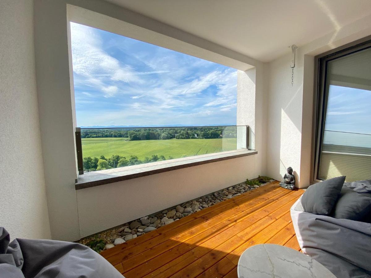 Alpen-Panorama Suite - Einzigartige Privatsuite Hoch Ueber Muenchen, 12Tes Og, Alpenblick, Loggia, Whirlpool, 15 Minuten Zum Zentrum, Ruhe Und Erholung In Der Stadt Muenchen Fuer Privat Und Geschaeftlich Reisende 外观 照片